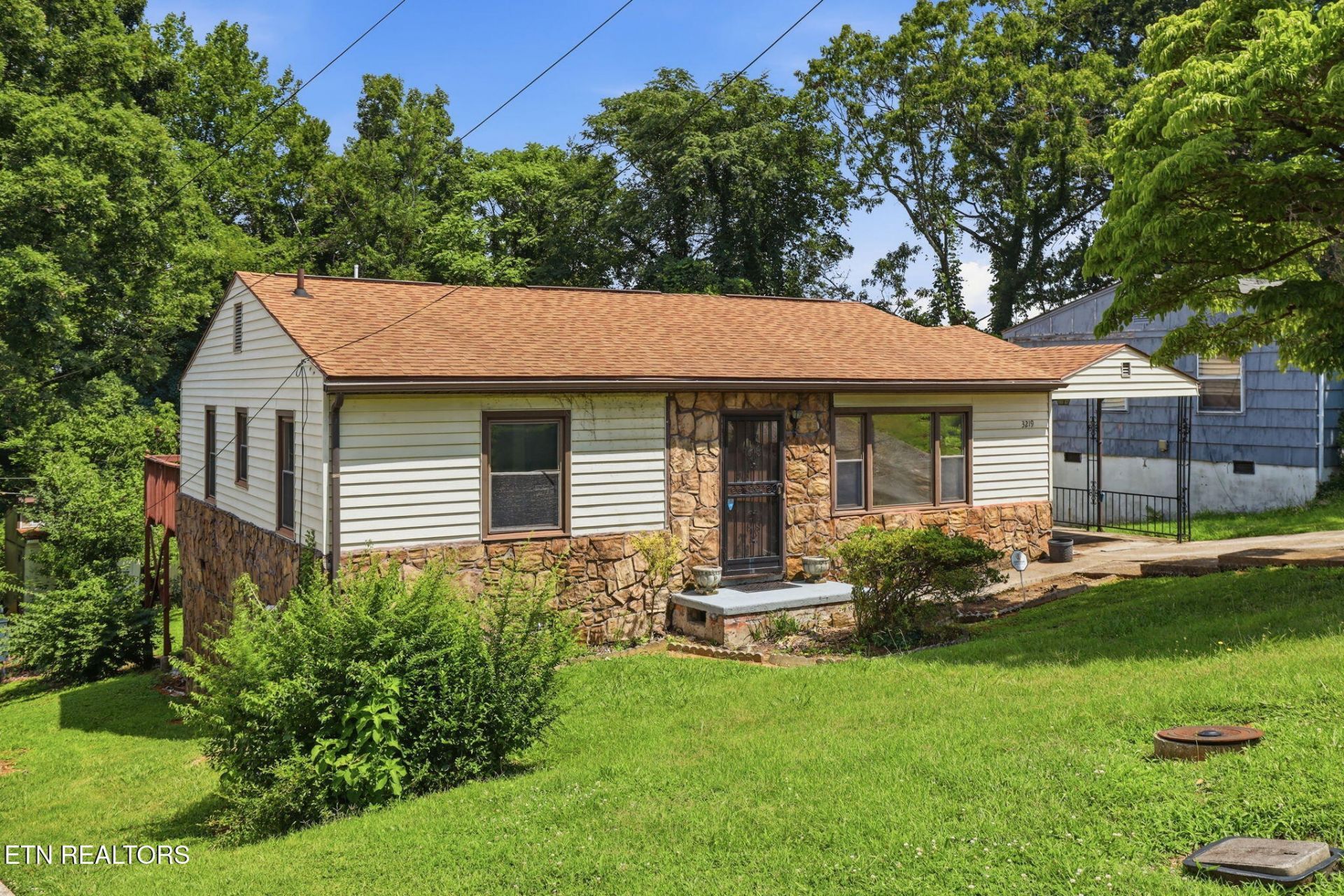 3219 Lay Ave, Knoxville, TN 37914 Main Photo