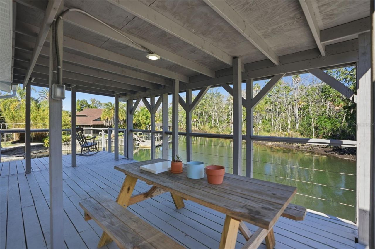 7266 Tropical Drive , Weeki Wachee, FL 34607 Photo