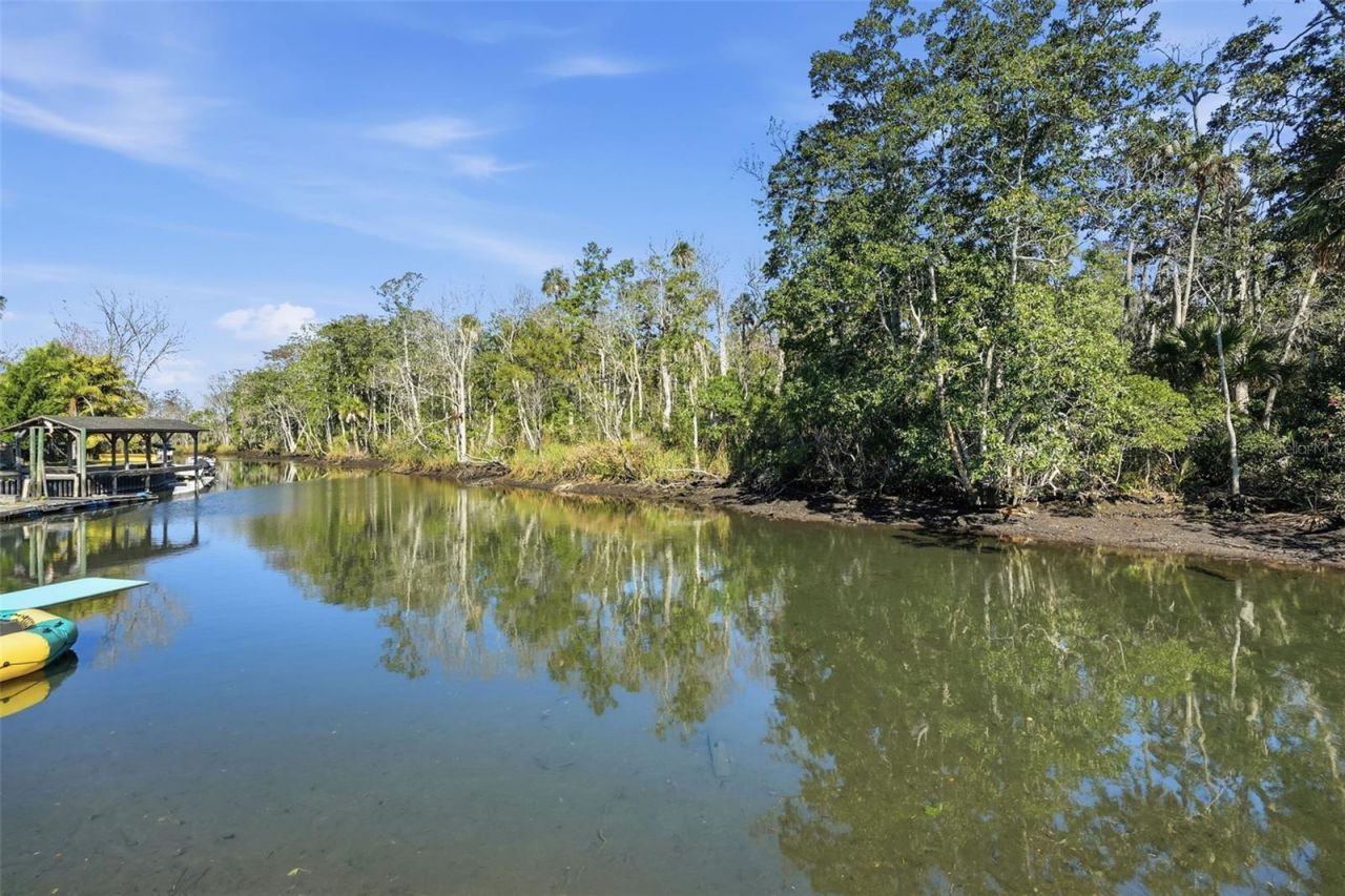 7266 Tropical Drive , Weeki Wachee, FL 34607 Photo