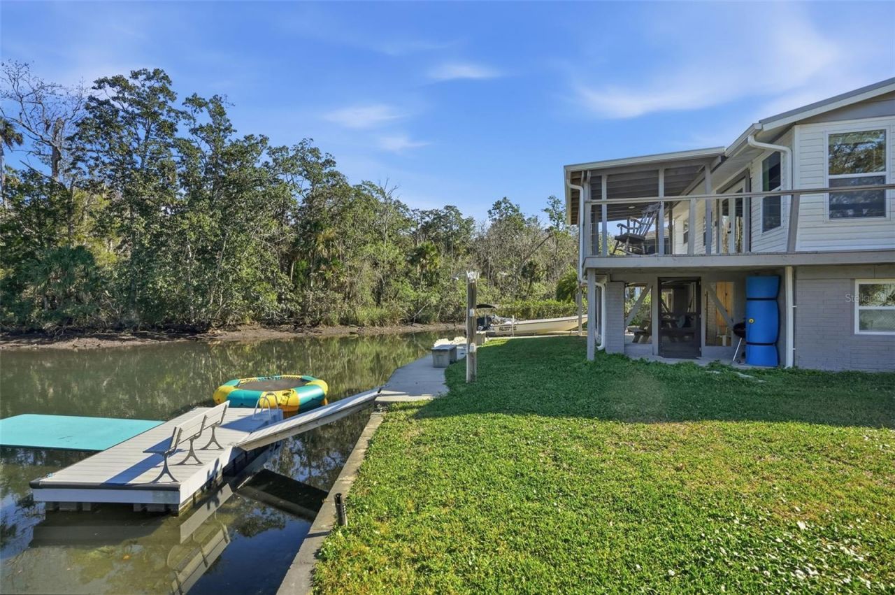 7266 Tropical Drive , Weeki Wachee, FL 34607 Photo