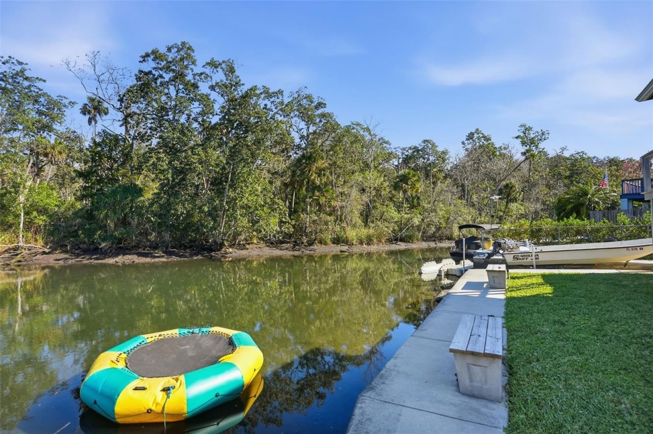 7266 Tropical Drive , Weeki Wachee, FL 34607 Photo