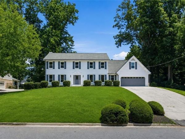 5614 Bunky Way, Atlanta, GA 30338