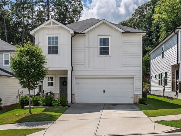 299 Wells Circle , Canton, GA 30114