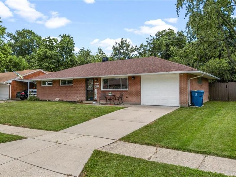 5316 Powell Road, Huber Heights, OH 45424 Photo 2