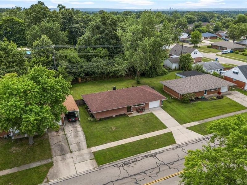 5316 Powell Road, Huber Heights, OH 45424 Photo 32