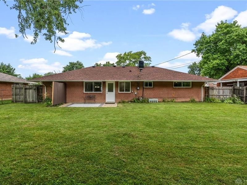 5316 Powell Road, Huber Heights, OH 45424 Photo 4