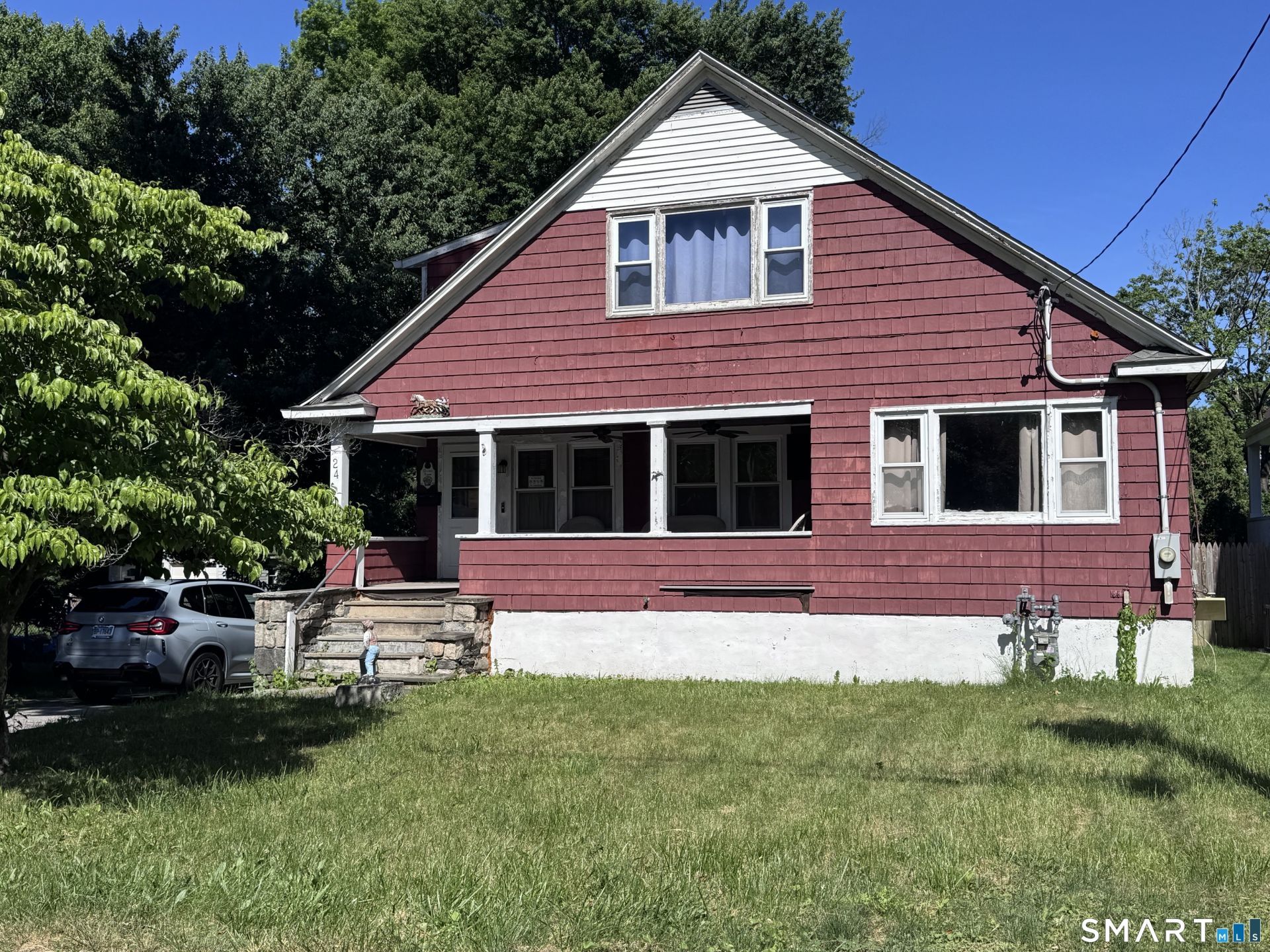 24 Lindsey, Stamford, CT 06905 Main Photo