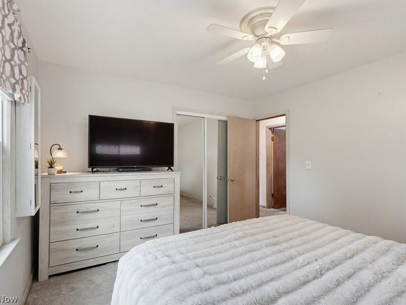30426 Thomas Street, Willowick, OH 44095 Photo 11