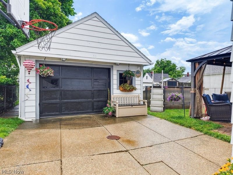 30426 Thomas Street, Willowick, OH 44095 Photo 27