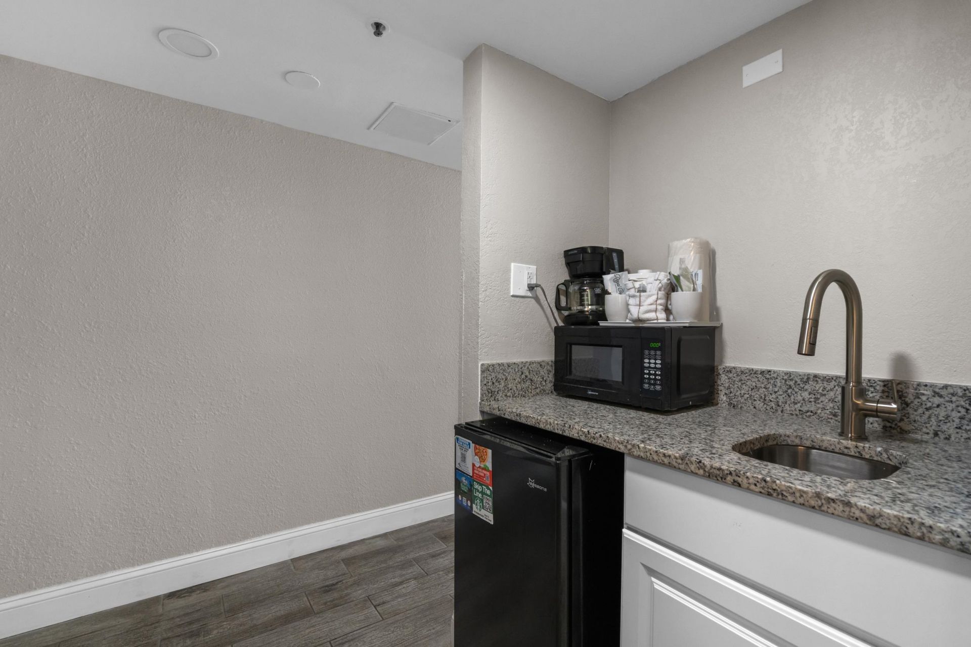 7200 N Ocean Blvd.  Photo 13