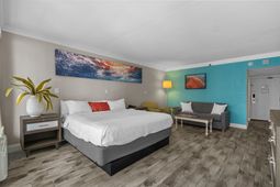 7200 N Ocean Blvd.  photo 4