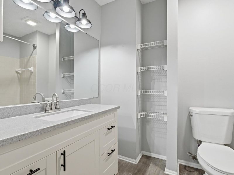 5100 Locust Post Lane, Columbus, OH 43230 Photo 15