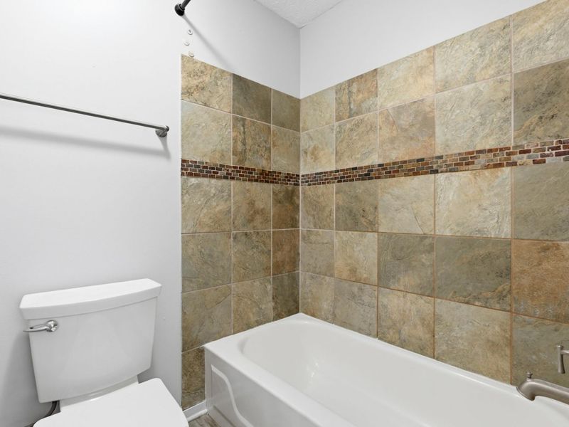 5100 Locust Post Lane, Columbus, OH 43230 Photo 24