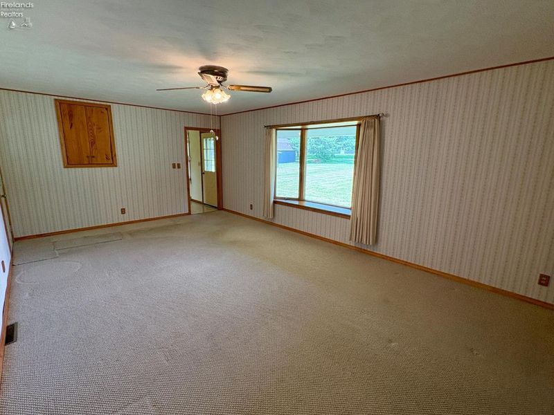 517 Buckeye Drive, Attica, OH 44807 Photo 4