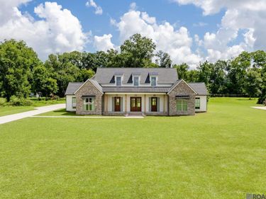 5270 Ellwood Rd, Brusly, LA 70719