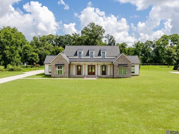 5270 Ellwood Rd, Brusly, LA 70719
