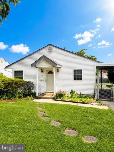 604 TRENTON ROAD, FAIRLESS HILLS, PA 19030