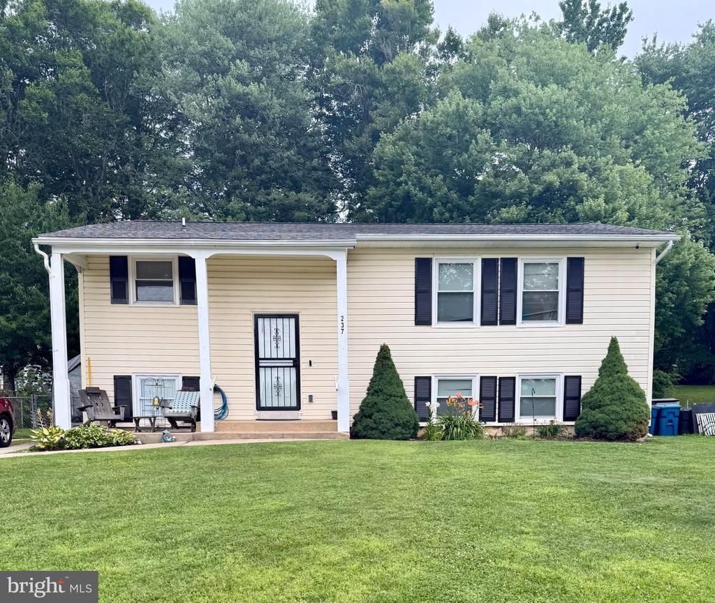 237 COURTNEY , ELKTON, MD 21921