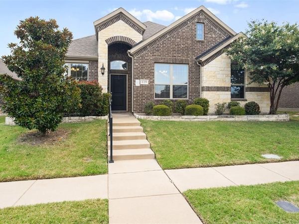 119 Happy Lane, Red Oak, TX 75154