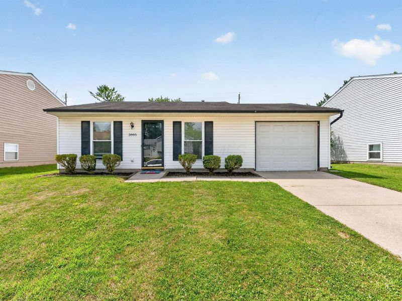 3885 Farm Brook Lane, Columbus, OH 43204 Photo 2