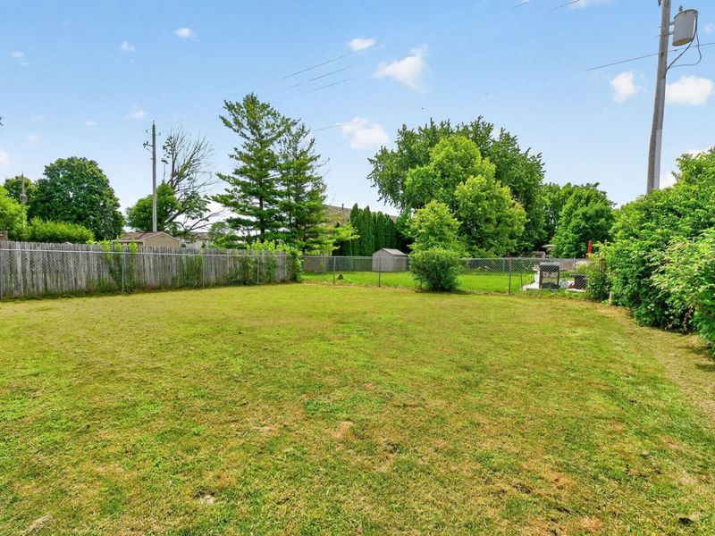 3885 Farm Brook Lane, Columbus, OH 43204 Photo 25