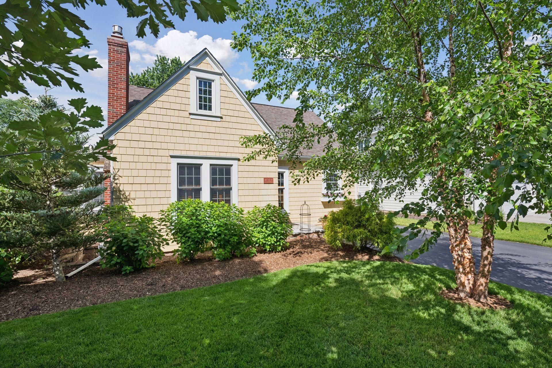 4312 Oakdale Avenue S, Edina, MN 55424
