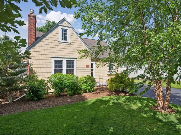 4312 Oakdale Avenue S, Edina, MN 55424