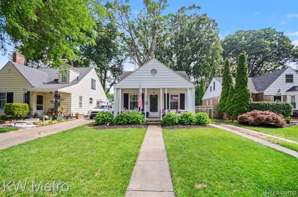 615 Royal Avenue, Royal Oak, MI 48073 Main Photo