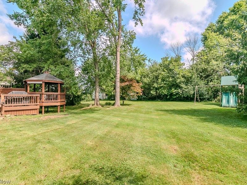 104 Charter Drive, Northfield Center, OH 44067 Photo 11