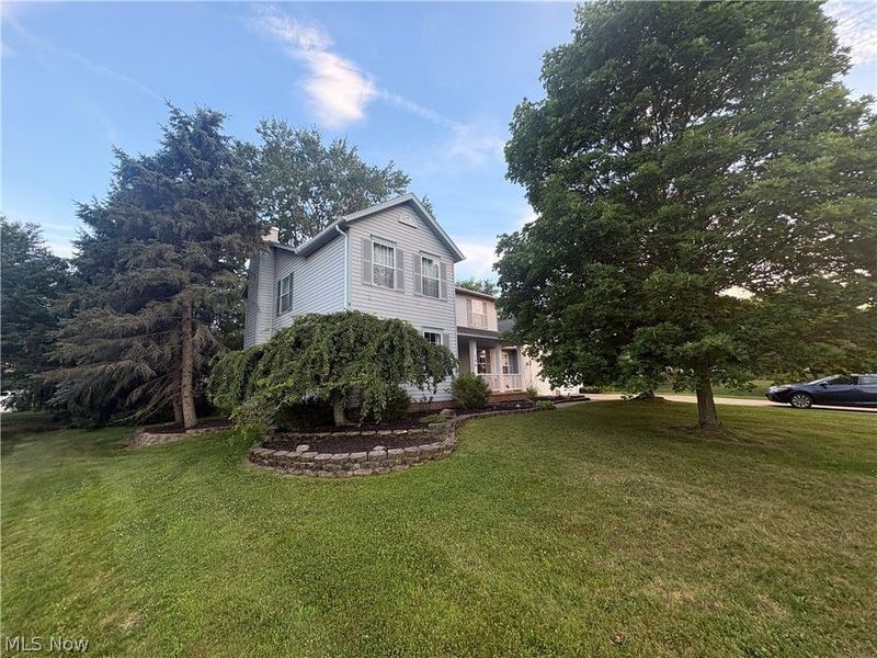 104 Charter Drive, Northfield Center, OH 44067 Photo 2