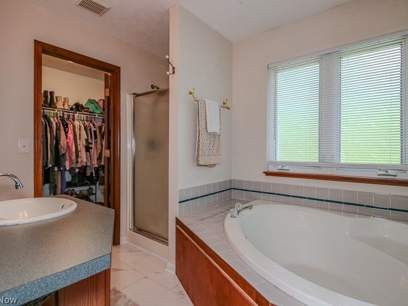 104 Charter Drive, Northfield Center, OH 44067 Photo 33