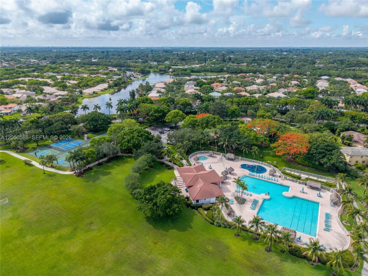 3855 Oak Ridge Cir , Weston, FL 33331 Photo
