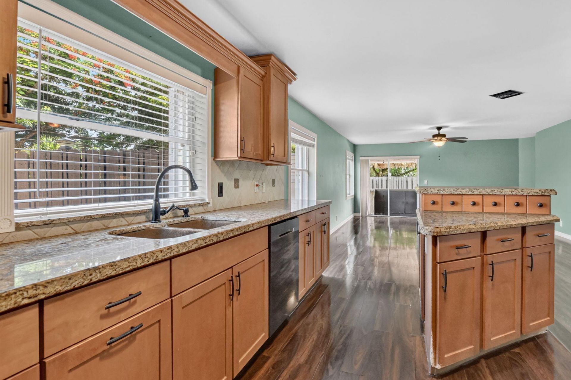 5901 NW 58th Terrace, Parkland, FL 33067 Photo