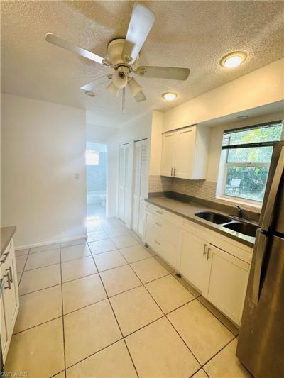 1215 S Alhambra Cir, Unit B, Naples, FL 34103 Photo