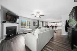 1220 Tanreall Drive photo 4