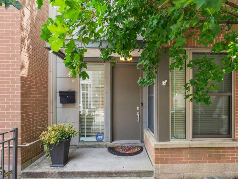 11 Mercer Street, Cincinnati, OH 45202 Photo 4