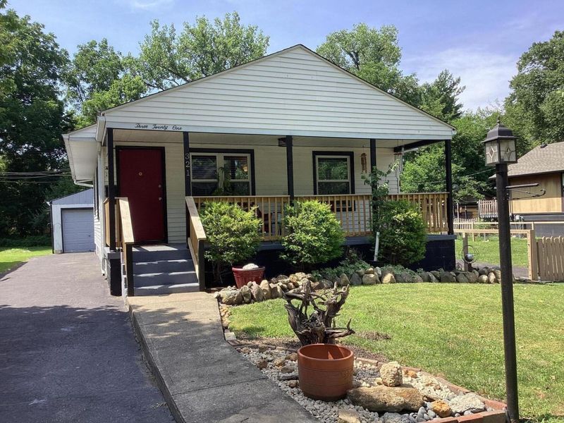 321 W Kanawha Avenue, Columbus, OH 43214 Photo 1