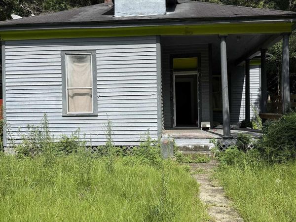 1059 Marine Street, Mobile, AL 36605