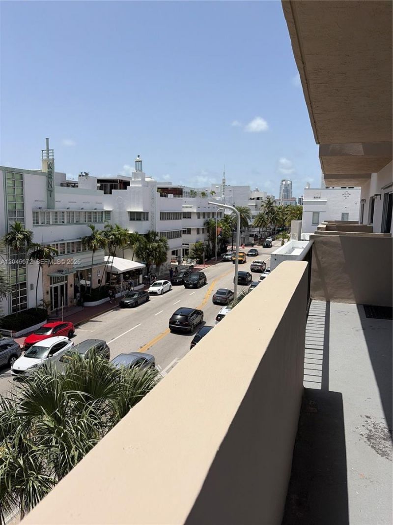 1150 Collins Ave , Unit 404, Miami Beach, FL 33139 Photo