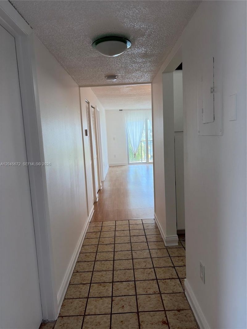 1150 Collins Ave , Unit 404, Miami Beach, FL 33139 Photo