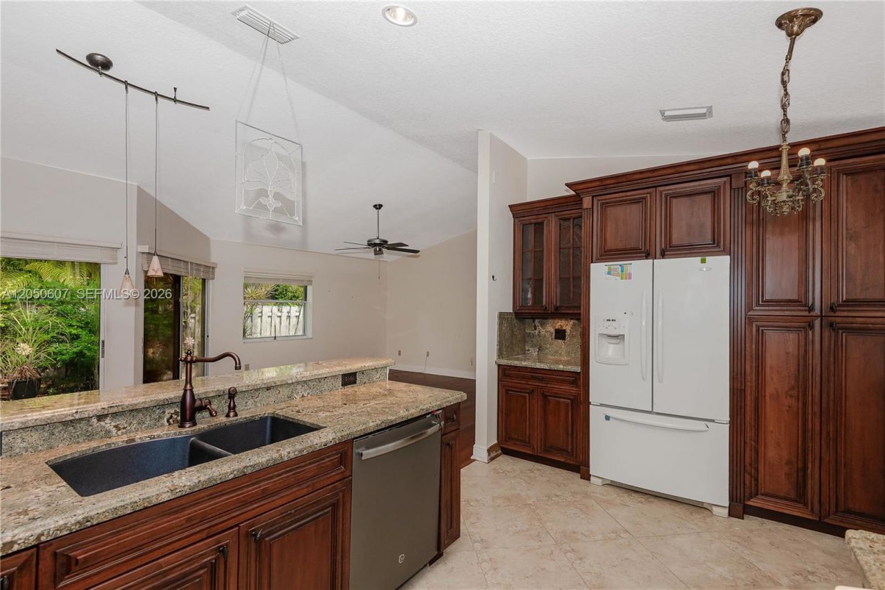 9852 NW 9th Ct , Plantation, FL 33324 Photo