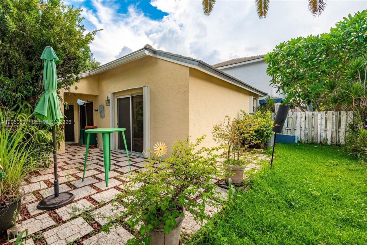 9852 NW 9th Ct , Plantation, FL 33324 Photo