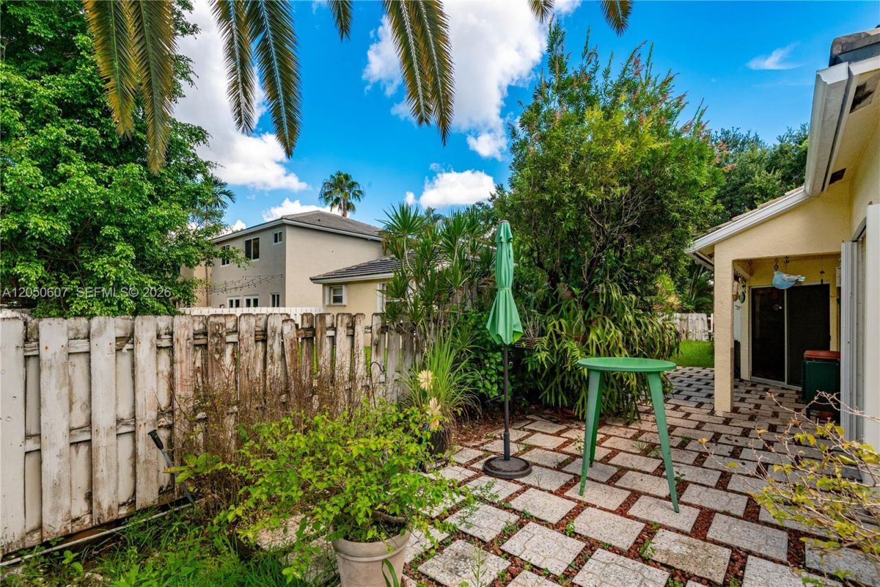9852 NW 9th Ct , Plantation, FL 33324 Photo