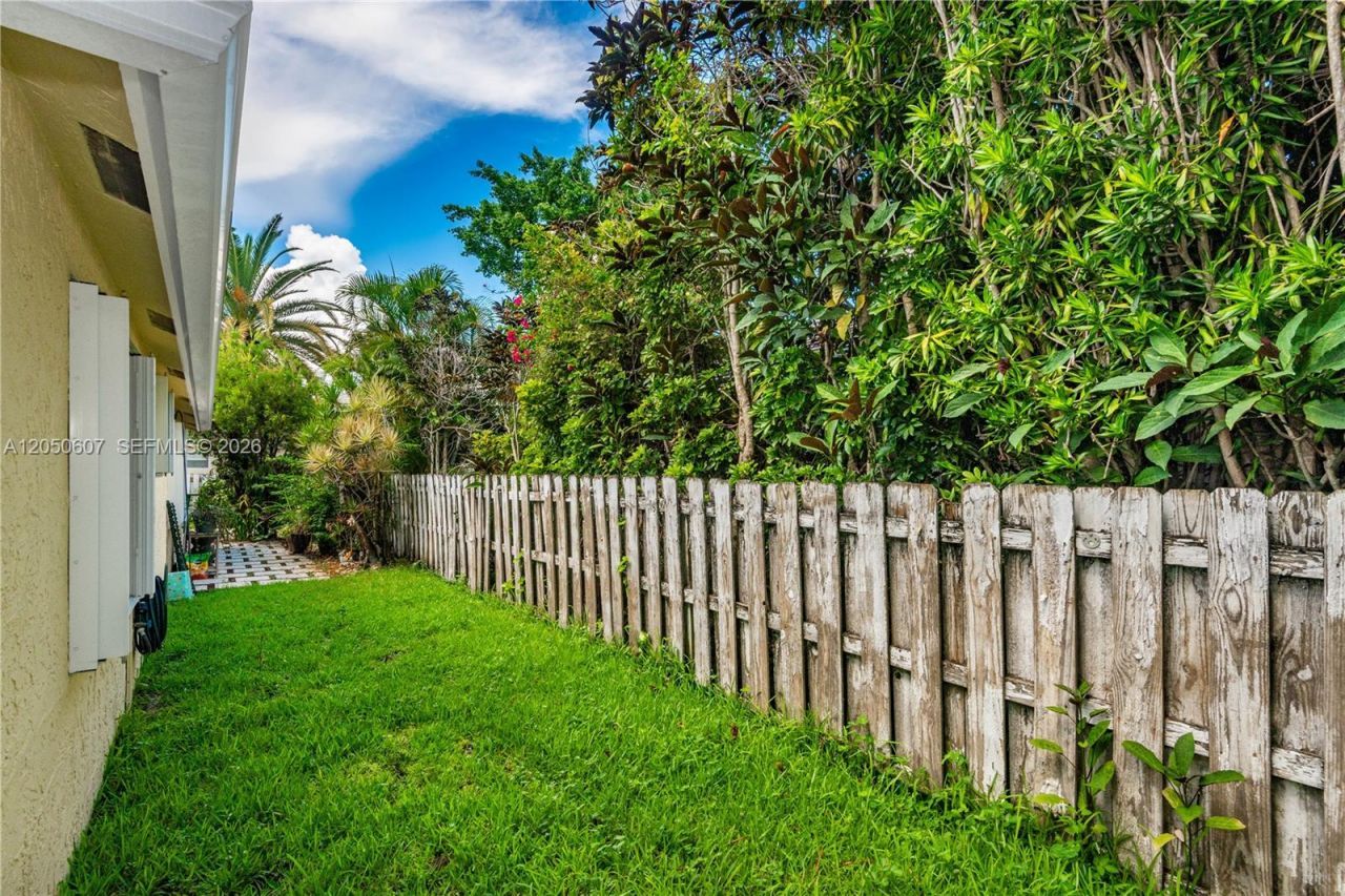9852 NW 9th Ct , Plantation, FL 33324 Photo