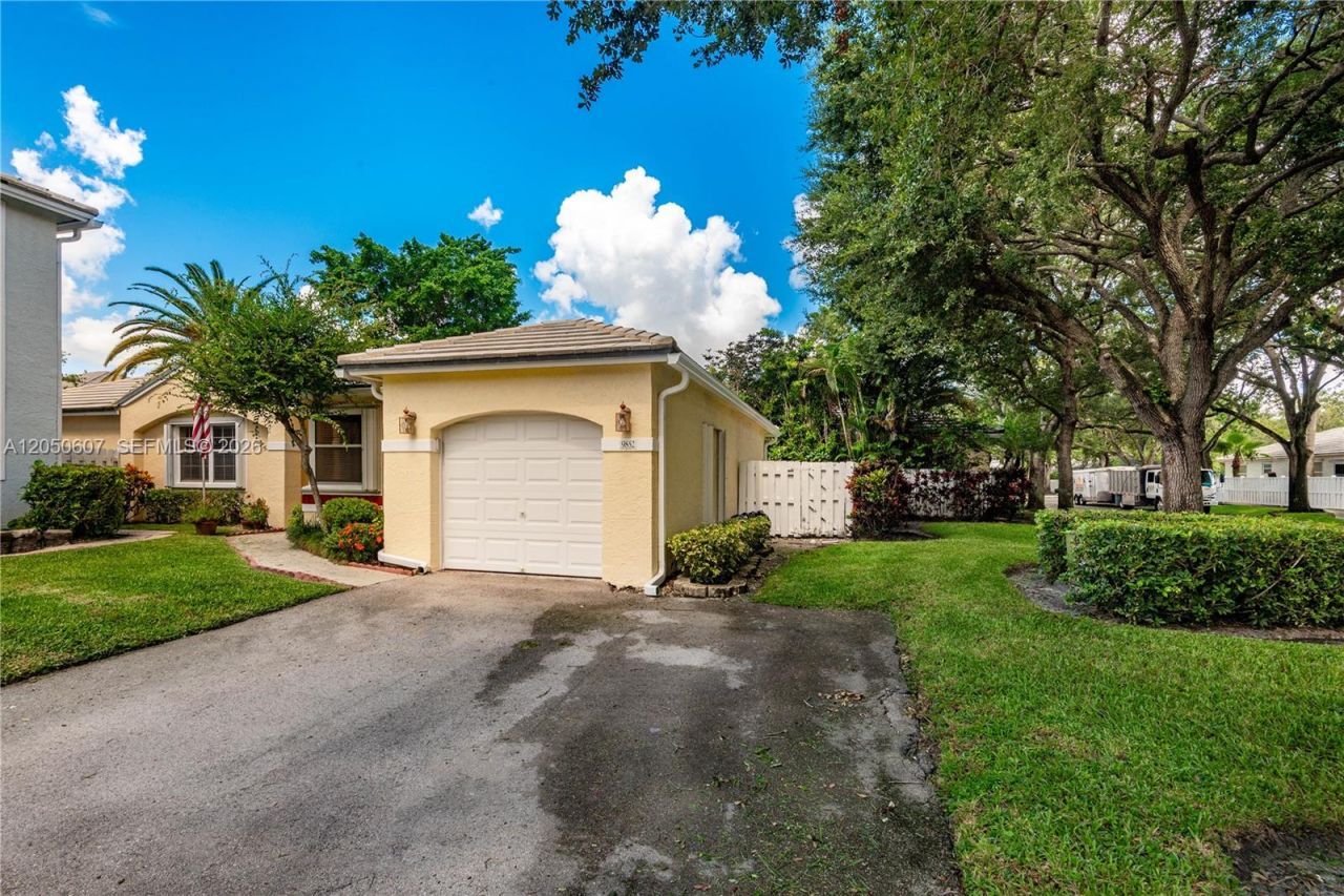 9852 NW 9th Ct , Plantation, FL 33324 Photo