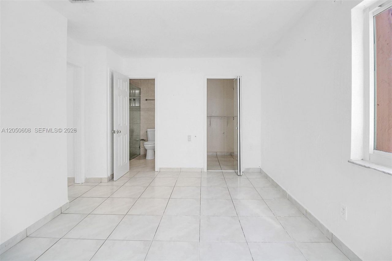 19721 SW 122nd Pl , Miami, FL 33177 Photo