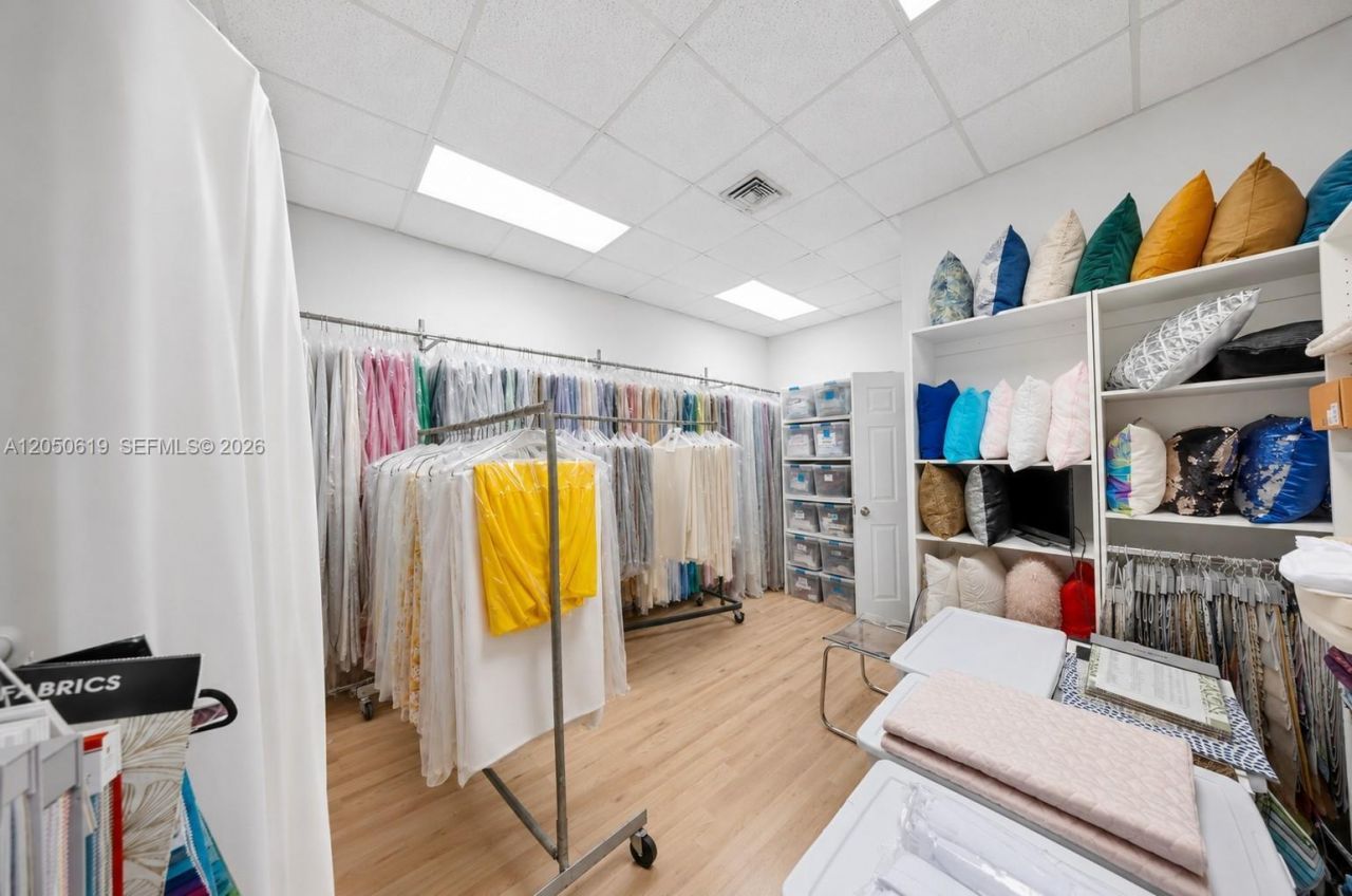 2693 W 76th St, Unit 16, Hialeah, FL 33016 Photo