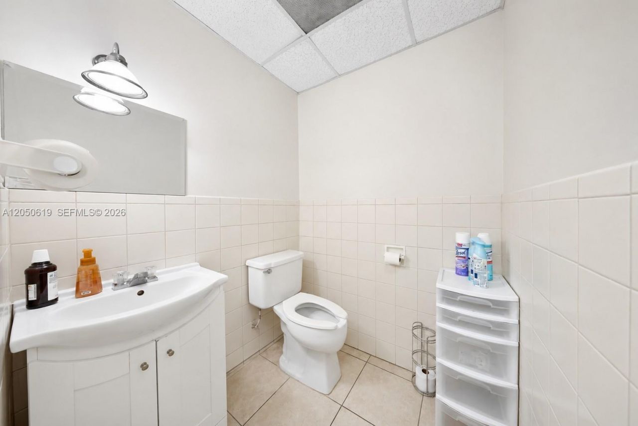 2693 W 76th St, Unit 16, Hialeah, FL 33016 Photo