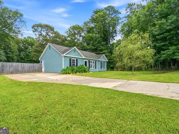 129 Old Highway 85, Senoia, GA 30276