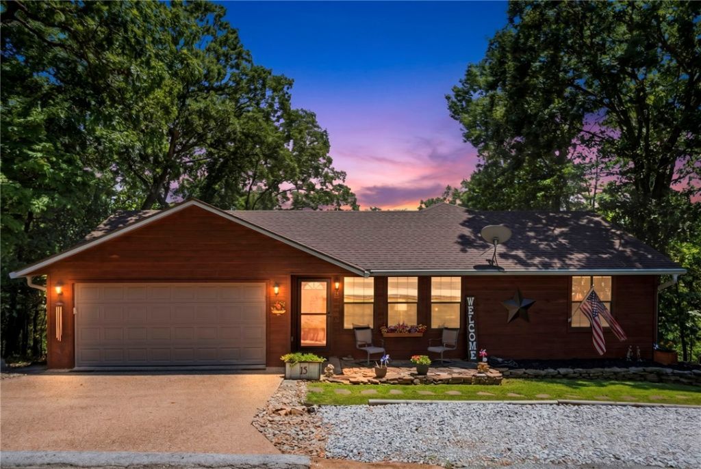 15 Harlow Drive, Bella Vista, AR 72715 Main Photo